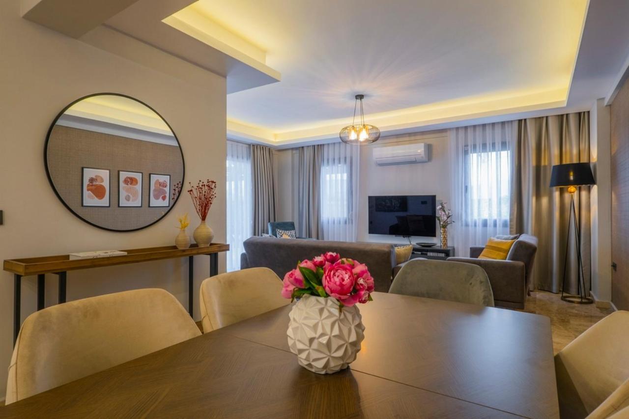 Fethiyede Denize Yakin Sueper Lueks Villa