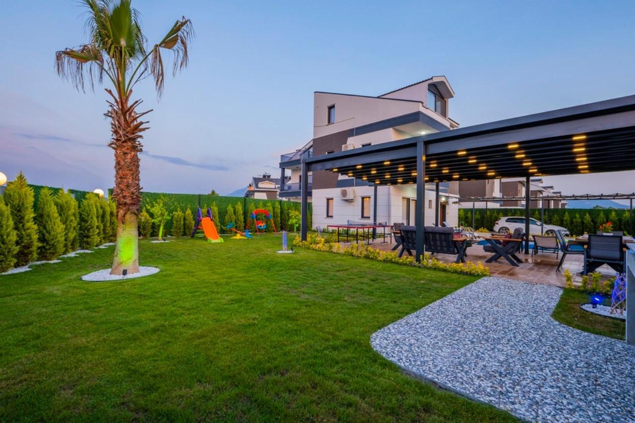 Villa Fethiyede Denize Yakin Sueper Lueks Fethiye