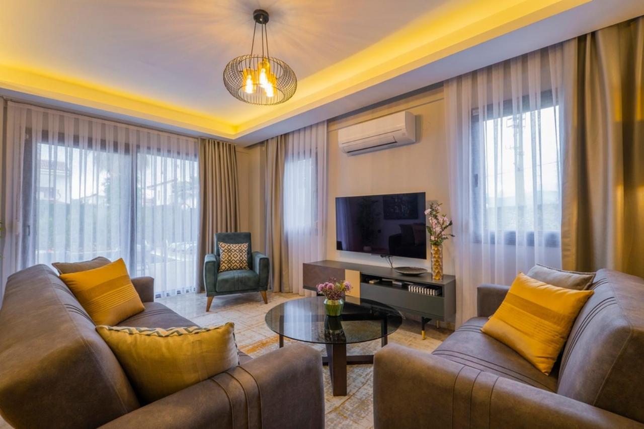 Villa Fethiyede Denize Yakin Sueper Lueks