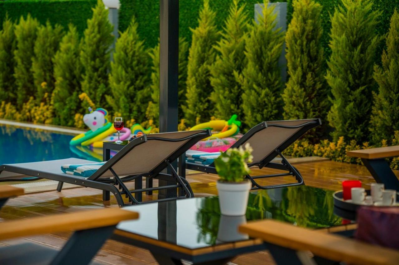 Villa Fethiyede Denize Yakin Sueper Lueks